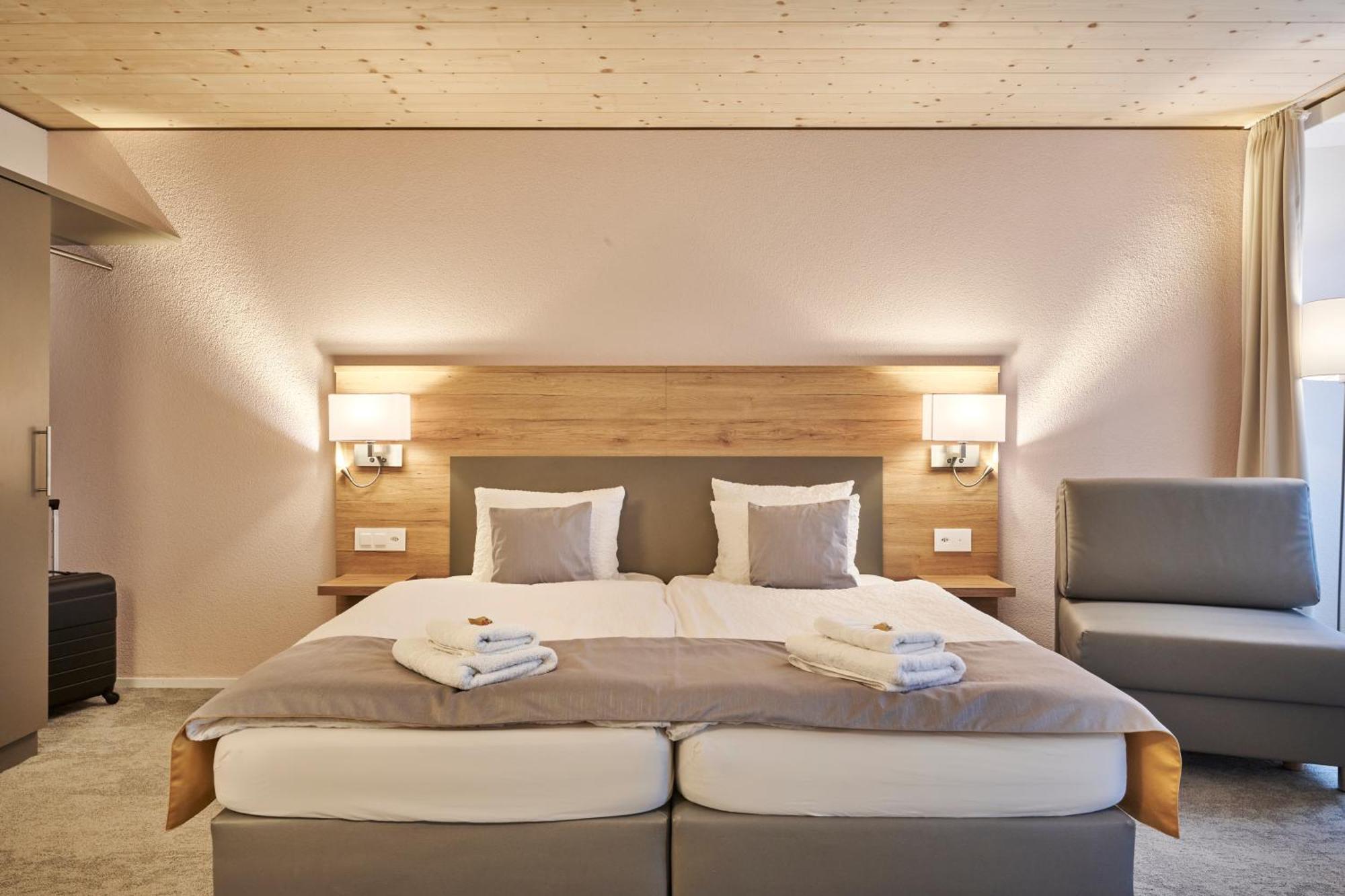 Aparthotel Krone - Self Check-In Unterseen 外观 照片