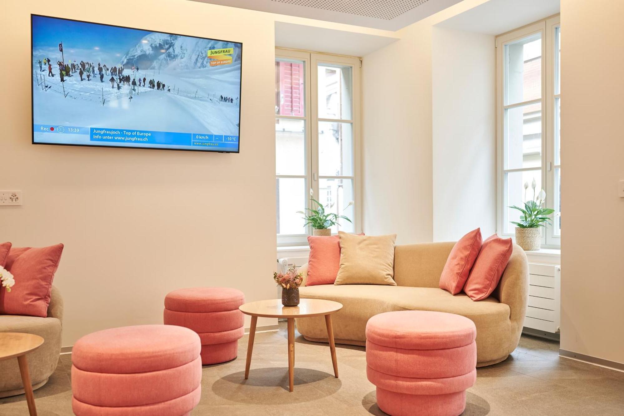 Aparthotel Krone - Self Check-In Unterseen 外观 照片