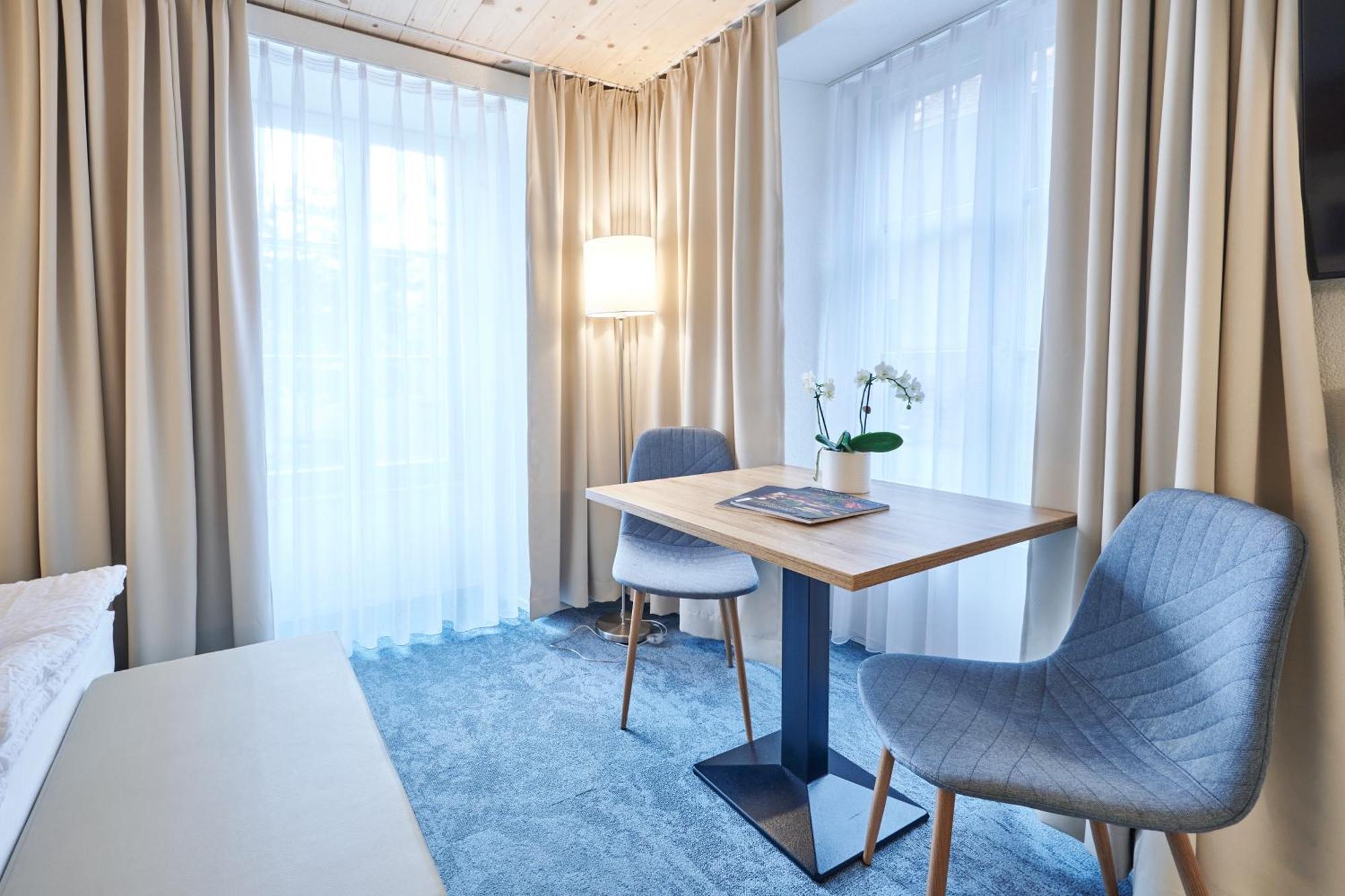 Aparthotel Krone - Self Check-In Unterseen 外观 照片