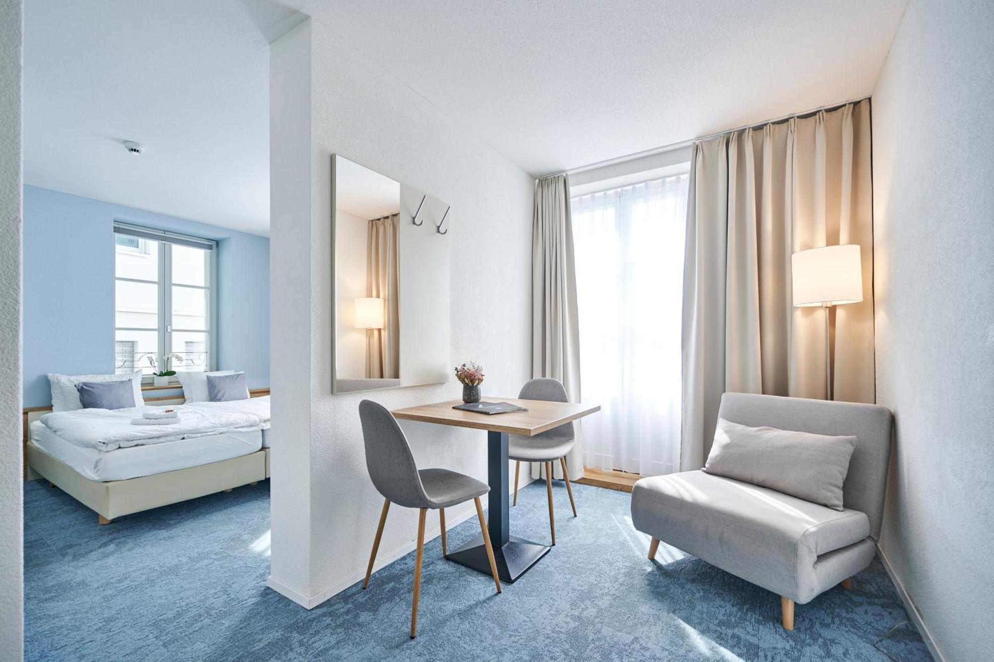 Aparthotel Krone - Self Check-In Unterseen 外观 照片