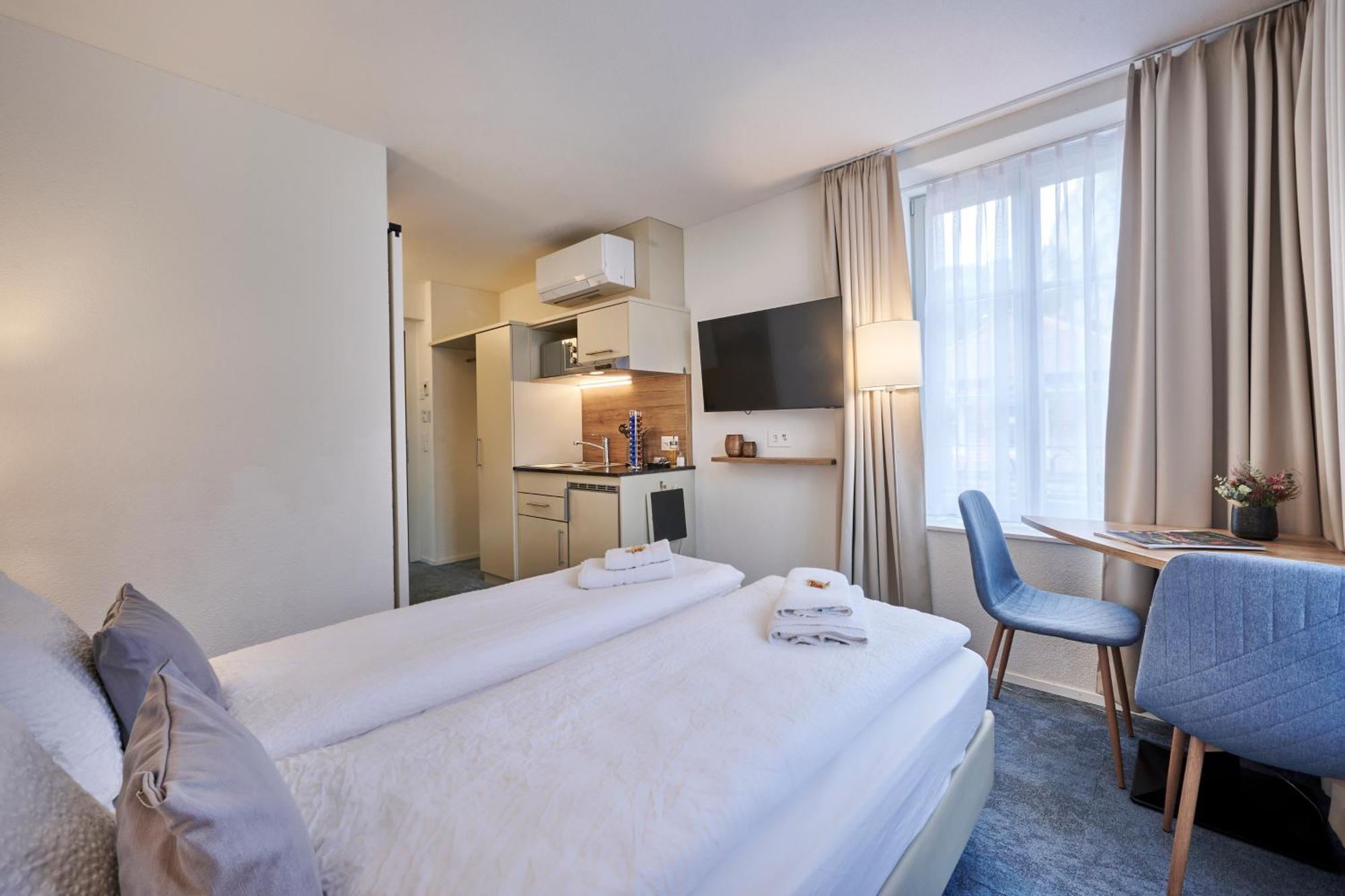 Aparthotel Krone - Self Check-In Unterseen 外观 照片